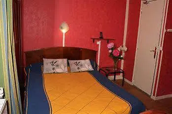 Hotel Aviatic Paris 2*,  França