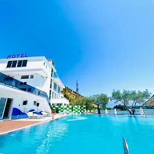 hotellátogatás