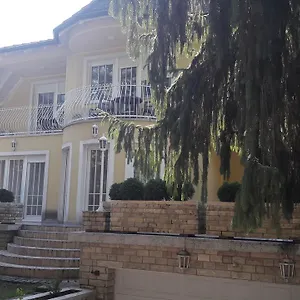 hotellátogatás