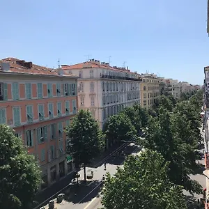 hotellátogatás