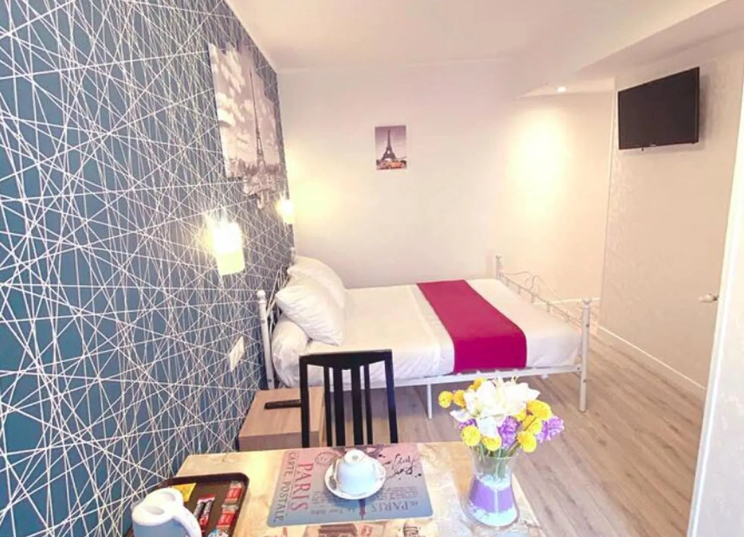 פריז Hotel Aviatic