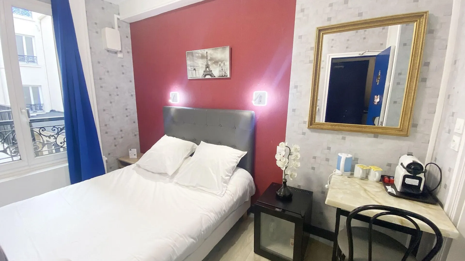 פריז Hotel Aviatic