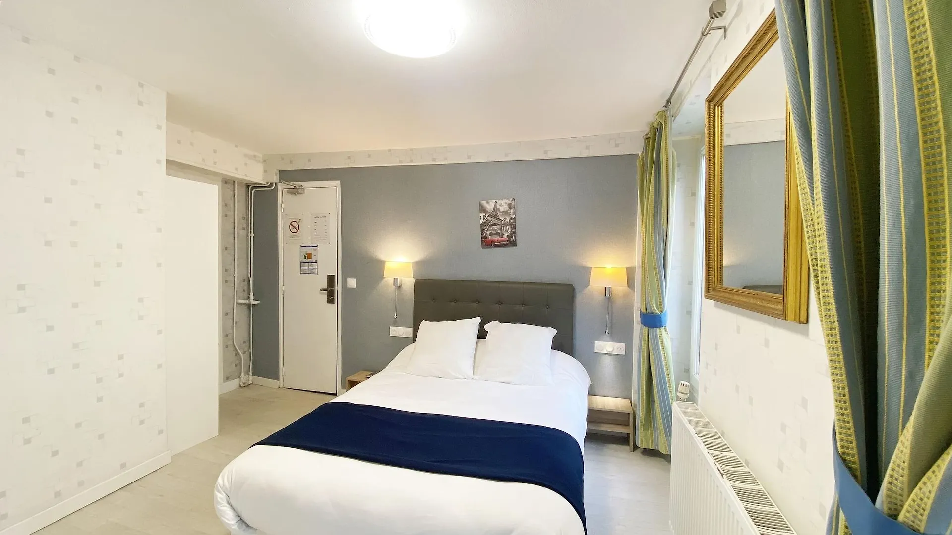 פריז Hotel Aviatic 2*,