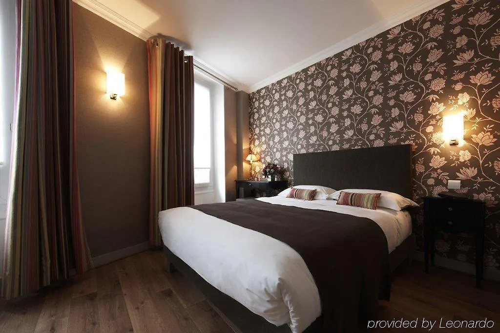 פריז Hotel Aviatic