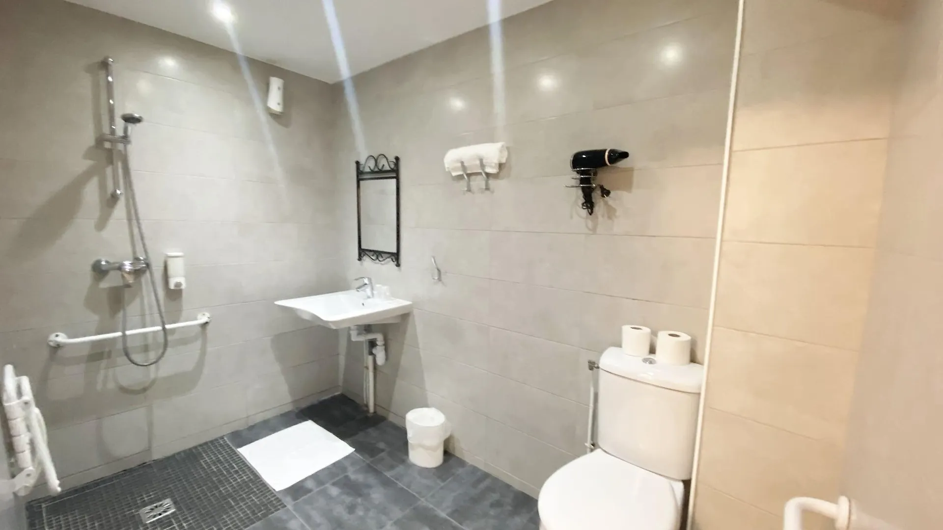 Hotel Aviatic Paris