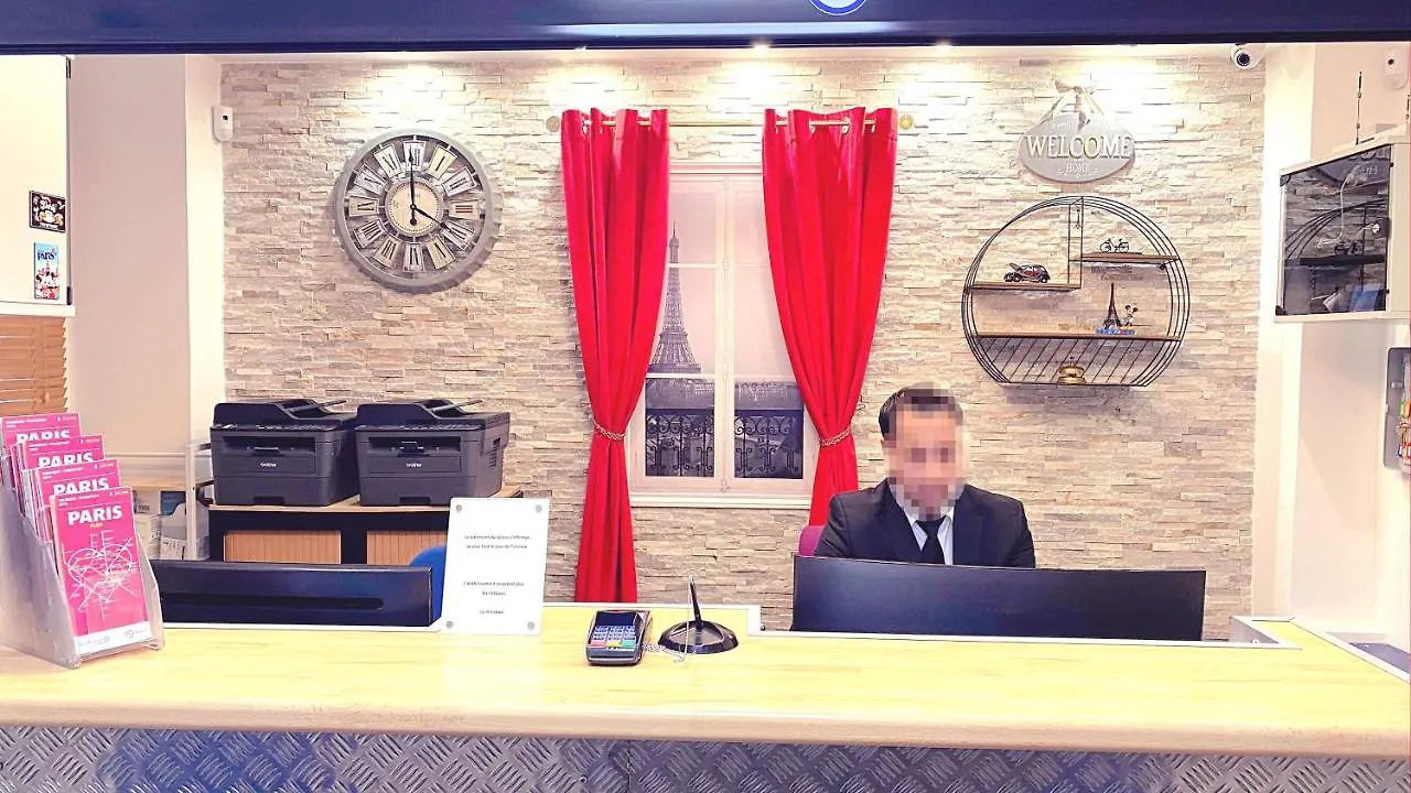 Hotel Aviatic Paris 2*,